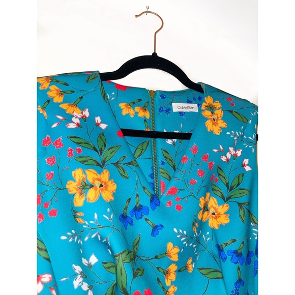 Calvin Klein Signature Pencil Midi Dress in Teal Floral Print - Picture 3 of 4